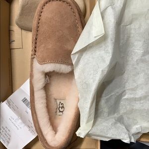 Ugg’s slippers